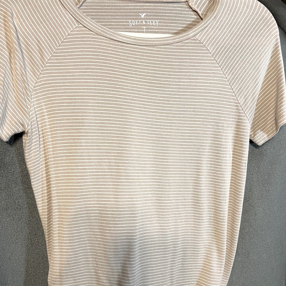 American Eagle crop top